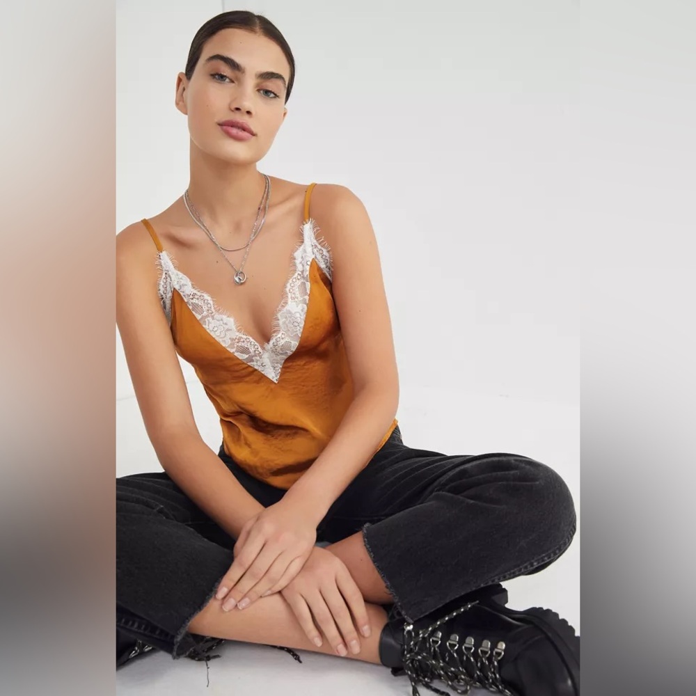 URBAN OUTFITTERS SATIN AND LACE CAMISOLE